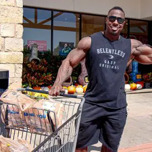 Grocery Shopping with Pro Bodybuilders - Off-Season Muscle Growth | Joe Mackey